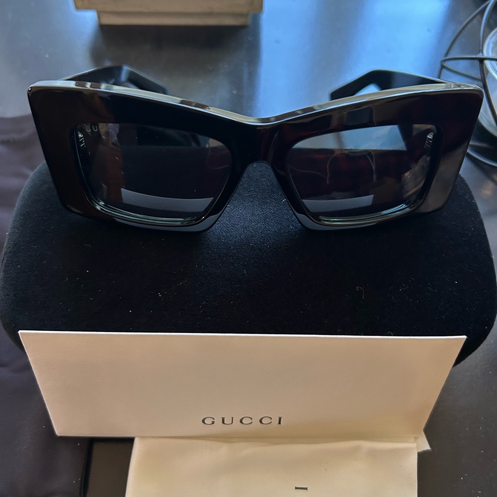 Gucci Glossy Black Angular Cat-Eye Sunglasses